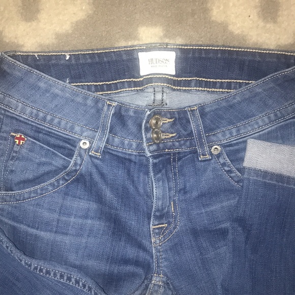 Hudson Palerme shorts women size 24. Bin A5 - Picture 6 of 12